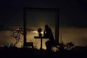 Quán cafe siêu lãng mạn mang tên “Thung lũng đèn”