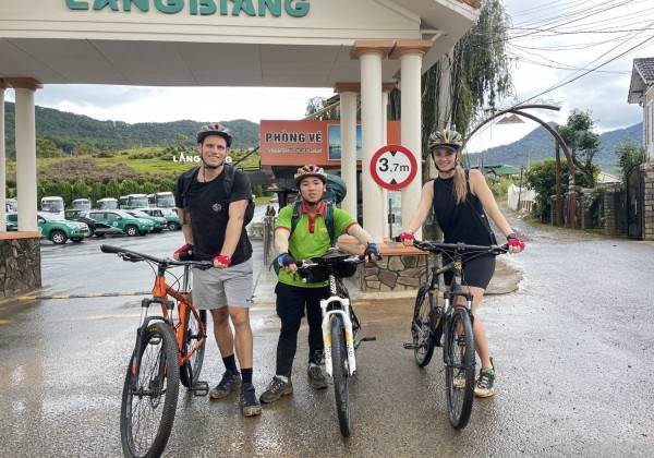 ĐẠP XE VÀ LEO NÚI LANGBIANG (TTV18)