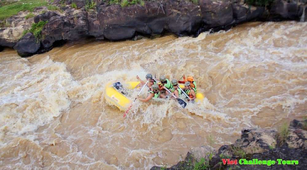 rafting vietnam