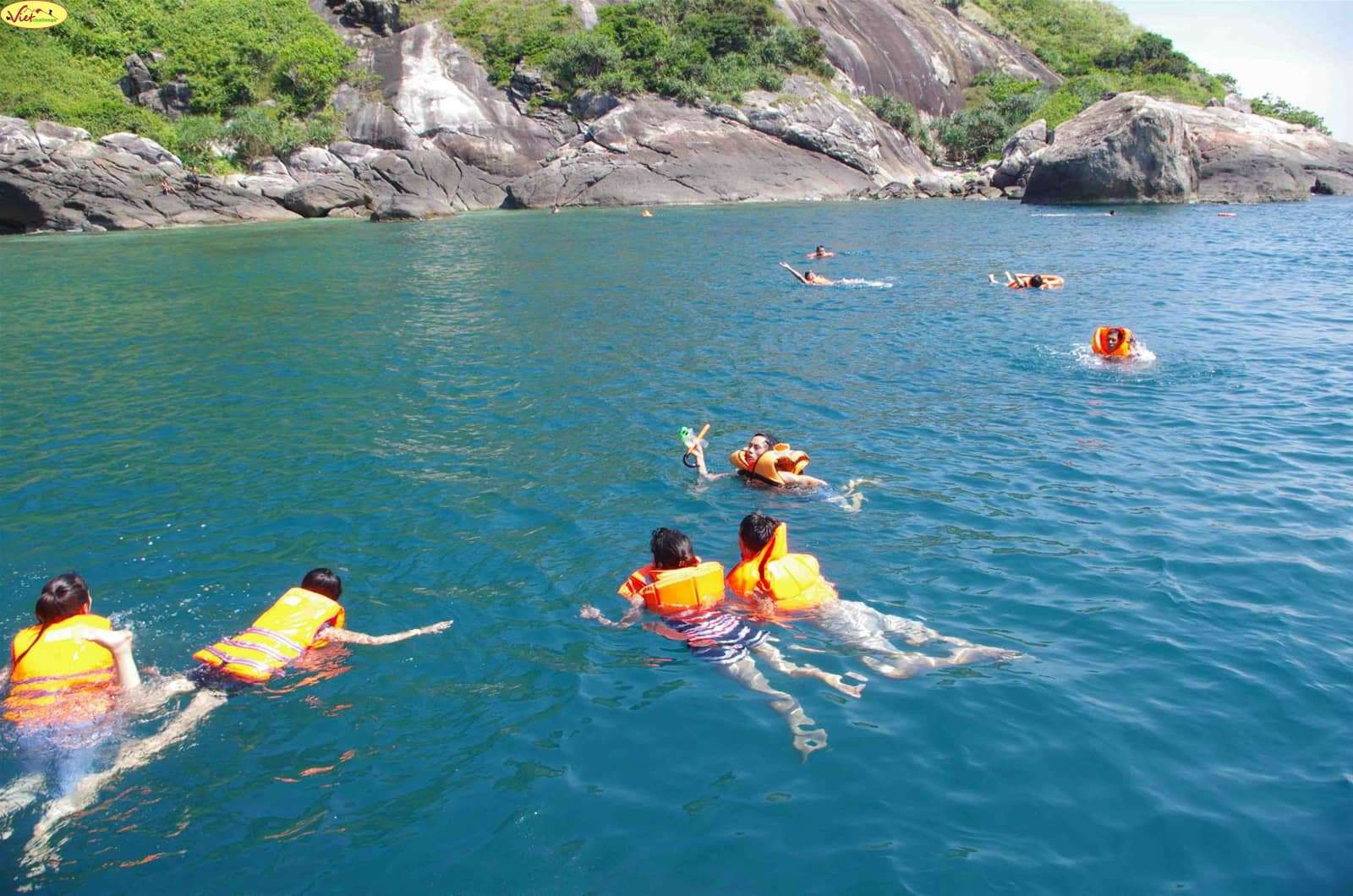 Top 7 c&ugrave; lao biển đẹp ở Việt Nam kh&ocirc;ng đi kh&ocirc;ng được