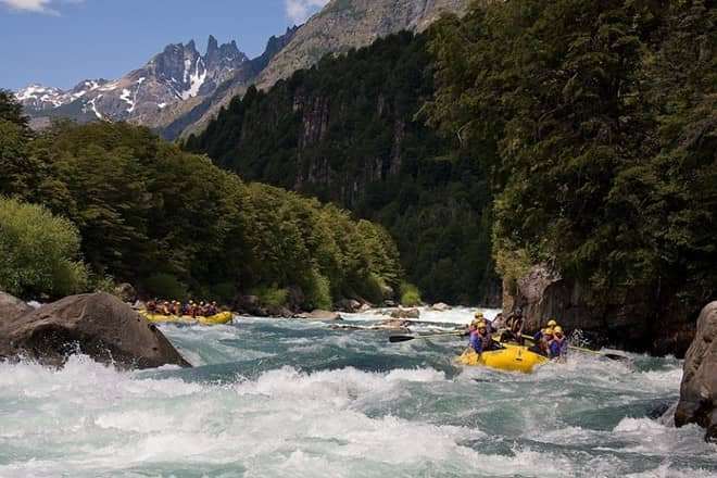 Rafting in vietnam