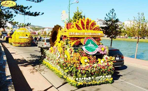 Carnaval hoa Đ&agrave; Lạt